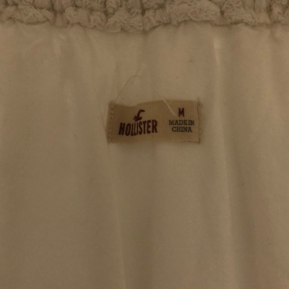 Hollister Lace Floral design Skirt - Picture 3 of 3